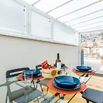 Seaview Terrace 360°& Elegant Loft アパート