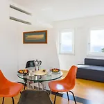 Seaview Terrace 360°& Elegant Loft アパート ナポリ